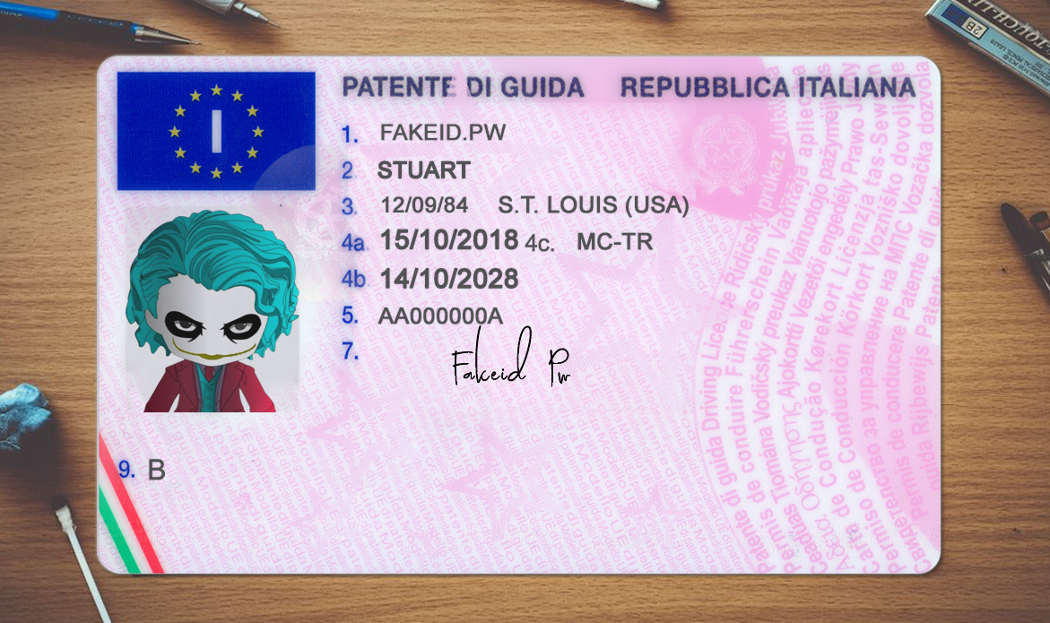 Patente di guida italiana falsa